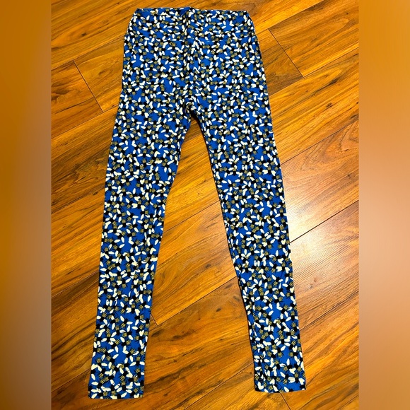 LuLaRoe women’s OS buttery soft leggings. Sunglasses, bees and solid color. - Picture 7 of 7